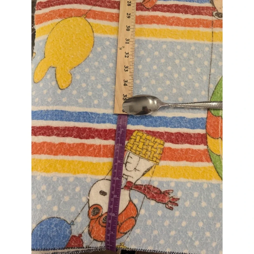 VTG Peanuts  Snoopy Charlie Brown 70s Twin Bed Blanket‎ w/ Hot Air Balloons READ